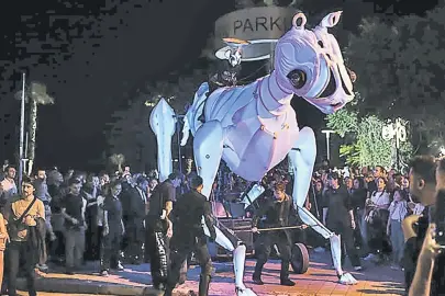 Antalya Uluslararası Tiyatro Festivali başladı