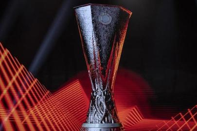 Avrupa kupalarında finalistler belli oluyor
