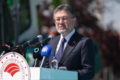Bakan Yumaklı: Tarımda tam bağımsız bir Türkiye'yi güçlendirmek, en büyük sorumluluğumuzdur
