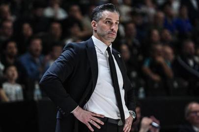 Beşiktaş GAİN Basketbol Takımı Başantrenörü Dusan Alimpijevic'ten Eurocup ve yatırım açıklaması