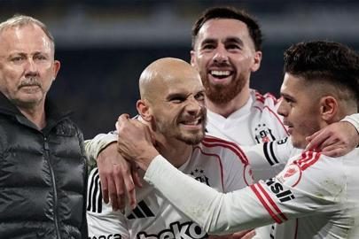 Beşiktaş'ta maç öncesi sakatlık! Kadrodan çıkartıldı