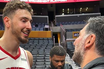 Çocukluk hayaliydi! Berkay Ateş'in NBA pozları