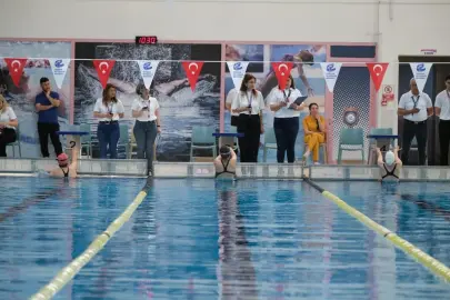 Eskişehir’de Engelsiz Kulaçlar renkli görüntülere sahne oldu