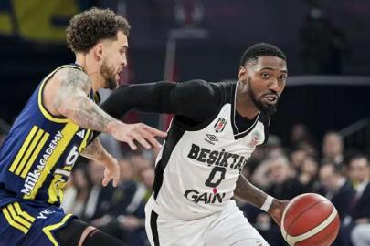 Fenerbahçe-Beşiktaş derbisi ertelendi