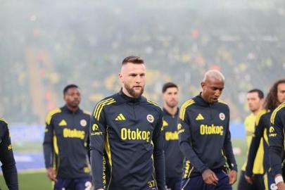 Fenerbahçe'de sakatlık şoku: Yıldız isim Konya'da yok
