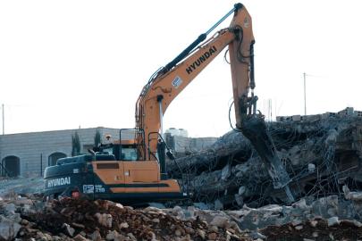 İşgalci İsrail, Doğu Kudüs'te Filistinlilere ait 50 dükkanı yıkacak