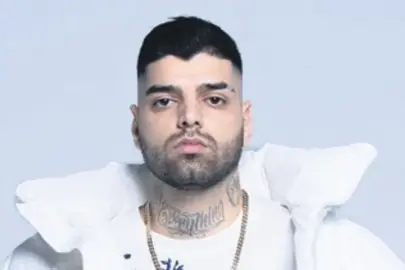 Travis öncesi kabin DJ Han’a emanet!
