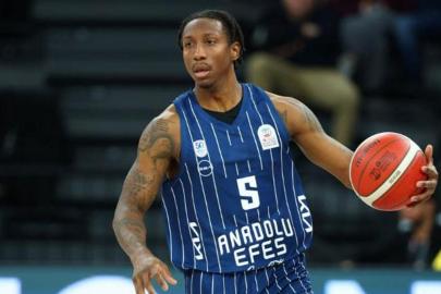 Anadolu Efes, Saben Lee ile yollarını ayırdı