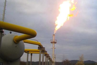 Azerbaycan'dan Türkiye'ye 33 milyar metreküp doğal gaz arzı için anlaşma imzalandı