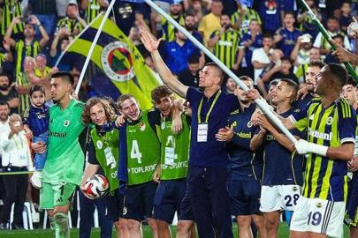 Fenerbahçe'de ayrılık! Başkan bizzat açıkladı: Cevabını bekliyoruz