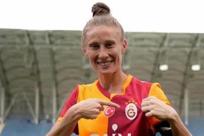 Galatasaray, kaptan Ebru Topçu ile sözleşme yeniledi