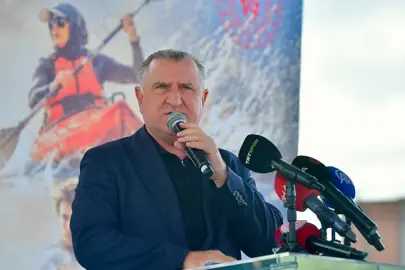 Osman Aşkın Bak: Her şey çocuklarımız ve gençlerimiz için