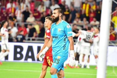 Göztepe'den kaleci Luka Gugeshashvili kararı!