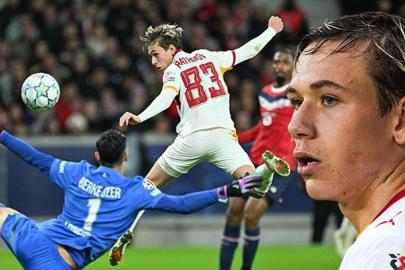 Galatasaray'ın yıldızı Aleksey Batrakov bir açıldı pir açıldı! Üst üste 2. kez sahneye çıktı