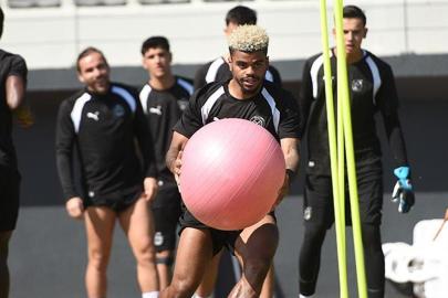 Manisa FK'de Kayserispor mesaisi sürüyor